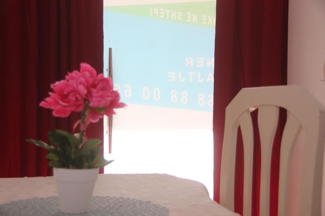 One Room Shkodër エクステリア 写真