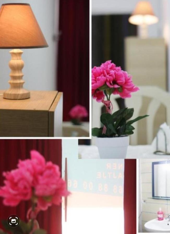 One Room Shkodër エクステリア 写真